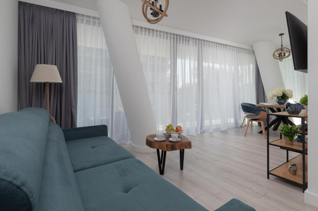 Royal Waves Resort & Spa - Apartment With Parking By Noclegi Renters Miedzyzdroje Exterior photo