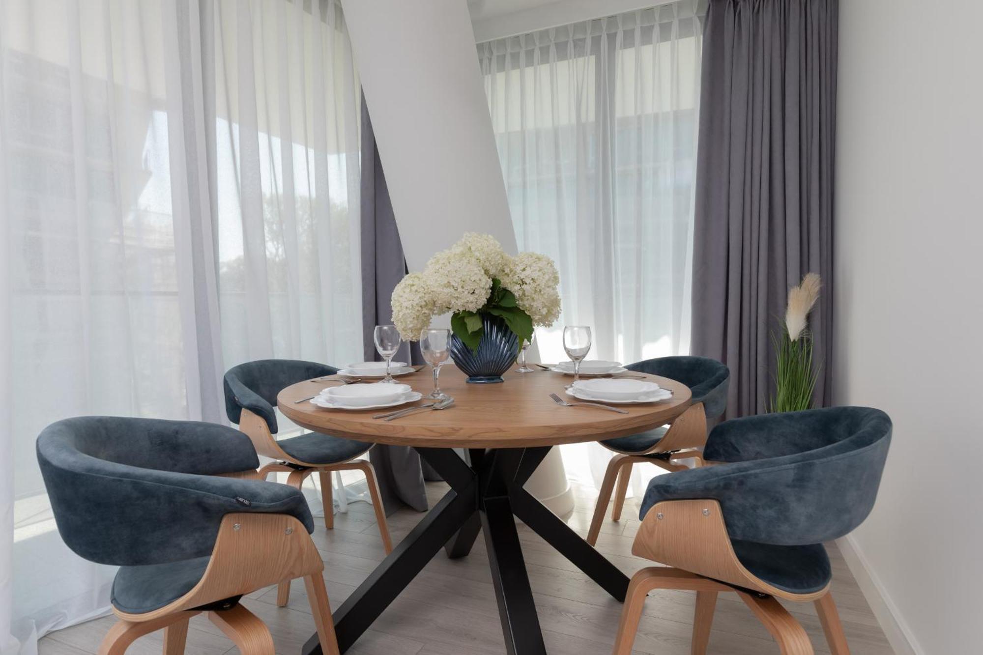 Royal Waves Resort & Spa - Apartment With Parking By Noclegi Renters Miedzyzdroje Exterior photo